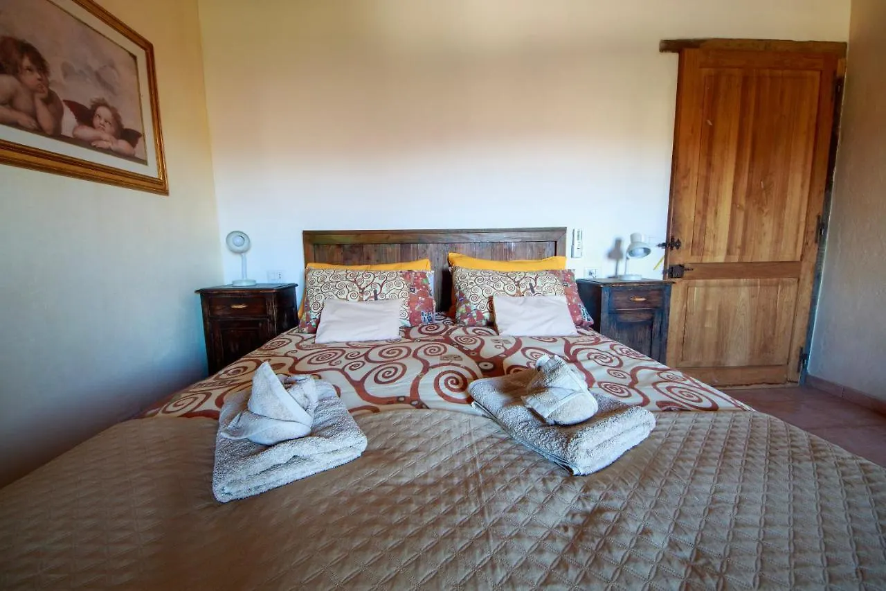 Agriturismo Poggio Monte Saturnia Farm stay