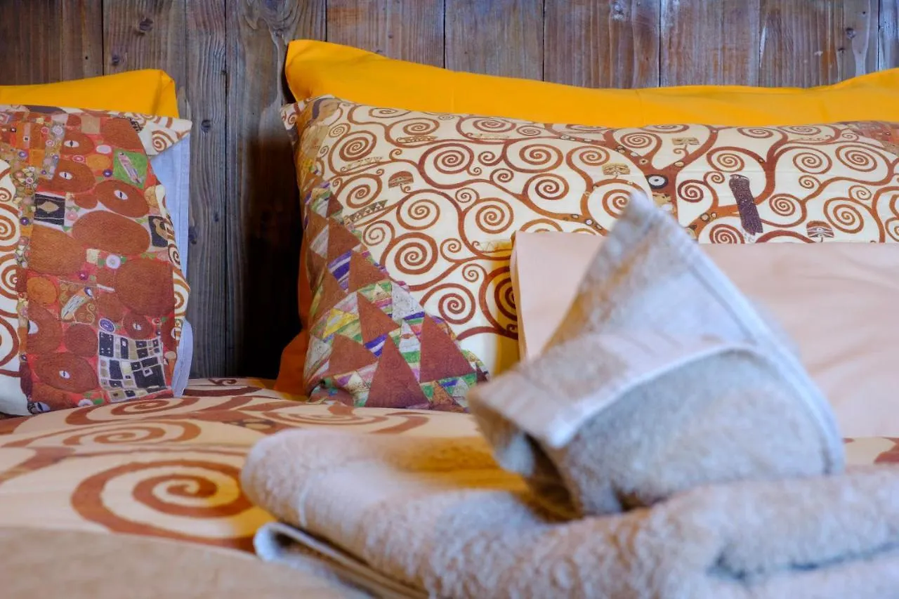 Farm stay Agriturismo Poggio Monte Saturnia Italy