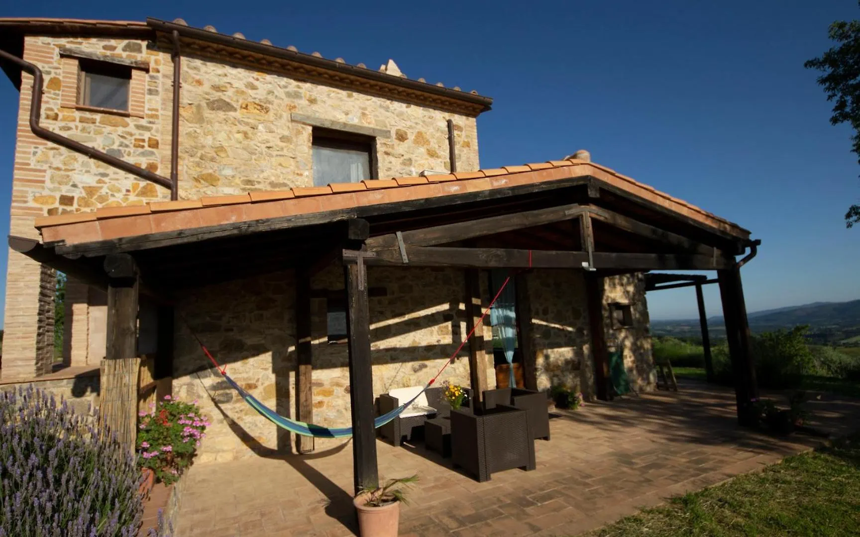 Farm stay Agriturismo Poggio Monte Saturnia Italy